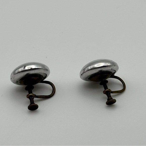 Vintage Large Flat Silver Tone Faux Pearl Screw Back Earrings - Picture 6 of 7